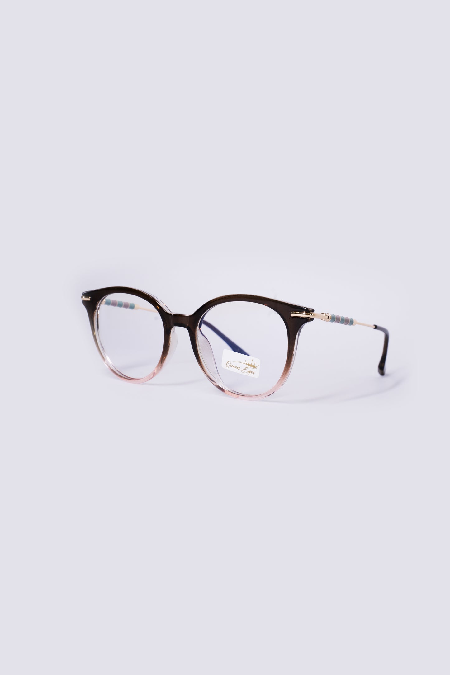 Queen eyes GF-006
